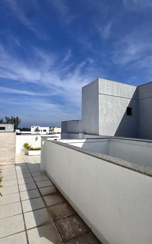 Apartamento para alugar com 254m², 3 quartos e 2 vagas Apartamento para alugar com 254m², 3 quartos e 2 vagasTerraço