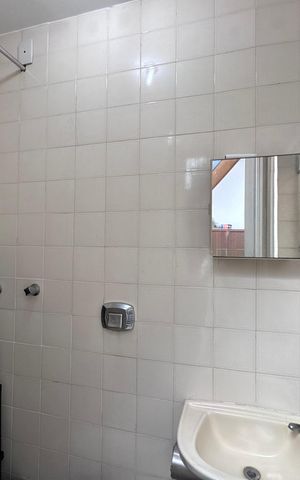 Apartamento para alugar com 254m², 3 quartos e 2 vagas Apartamento para alugar com 254m², 3 quartos e 2 vagasÁrea de Serviço - Banheiro