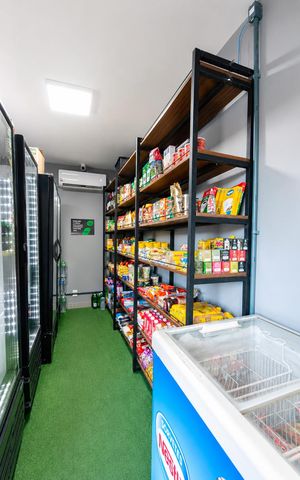 Apartamento à venda com 53m², 2 quartos e 1 vaga Apartamento à venda com 53m², 2 quartos e 1 vagaÁrea externa