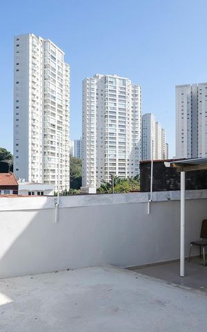 Casa para alugar com 100m², 2 quartos e 1 vagaQuintal