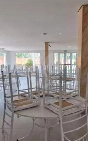 Casa de condomínio à venda com 160m², 3 quartos e 4 vagas