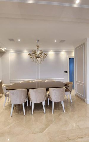 Apartamento à venda com 300m², 4 quartos e 5 vagas Apartamento à venda com 300m², 4 quartos e 5 vagasSala