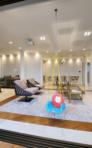 Apartamento à venda com 300m², 4 quartos e 5 vagas Apartamento à venda com 300m², 4 quartos e 5 vagasSala