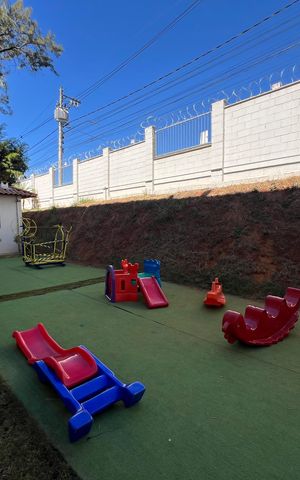 Apartamento para alugar com 45m², 2 quartos e 1 vaga Apartamento para alugar com 45m², 2 quartos e 1 vagaÁrea comum - Playground