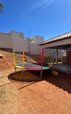 Apartamento para alugar com 45m², 2 quartos e 1 vaga Apartamento para alugar com 45m², 2 quartos e 1 vagaÁrea comum - Playground