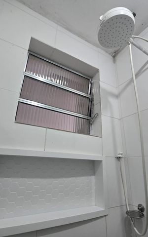 Casa para alugar com 110m², 5 quartos e 1 vaga Casa para alugar com 110m², 5 quartos e 1 vagaBanheiro