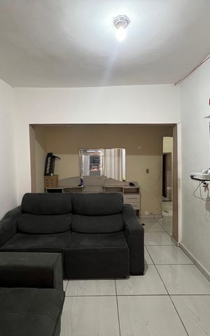 Casa à venda com 90m², 3 quartos e 1 vaga Casa à venda com 90m², 3 quartos e 1 vagaSala