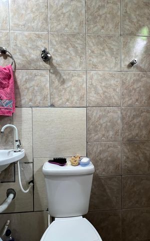 Casa à venda com 90m², 3 quartos e 1 vaga Casa à venda com 90m², 3 quartos e 1 vagaBanheiro da Suíte