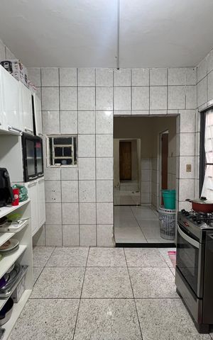 Casa à venda com 90m², 3 quartos e 1 vaga Casa à venda com 90m², 3 quartos e 1 vagaCozinha