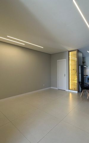 Casa à venda com 138m², 3 quartos e 2 vagas Casa à venda com 138m², 3 quartos e 2 vagasSala