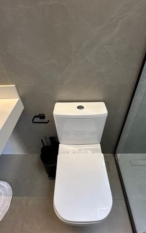 Casa à venda com 138m², 3 quartos e 2 vagas Casa à venda com 138m², 3 quartos e 2 vagasBanheiro da Suíte