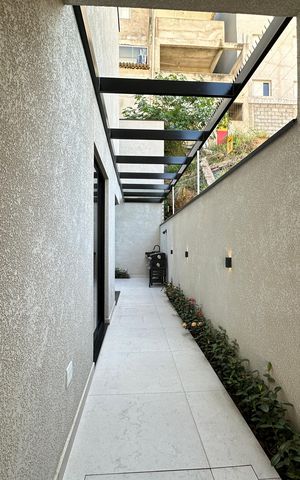 Casa à venda com 138m², 3 quartos e 2 vagas Casa à venda com 138m², 3 quartos e 2 vagasQuintal