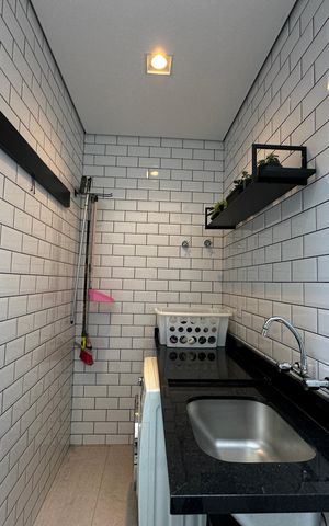Casa à venda com 138m², 3 quartos e 2 vagas Casa à venda com 138m², 3 quartos e 2 vagasÁrea de Serviço