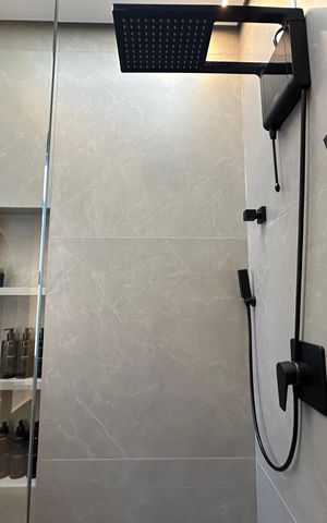 Casa à venda com 138m², 3 quartos e 2 vagas Casa à venda com 138m², 3 quartos e 2 vagasBanheiro da Suíte
