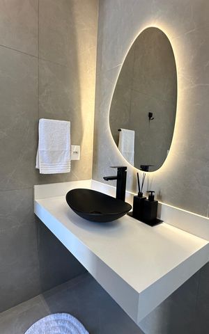 Casa à venda com 138m², 3 quartos e 2 vagas Casa à venda com 138m², 3 quartos e 2 vagasBanheiro da Suíte