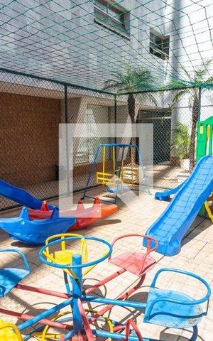 Apartamento à venda com 230m², 4 quartos e 2 vagasÁrea comum - Playground