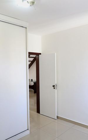 Apartamento à venda com 230m², 4 quartos e 2 vagas Apartamento à venda com 230m², 4 quartos e 2 vagasQuarto 1