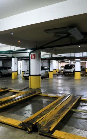 Apartamento à venda com 230m², 4 quartos e 2 vagas Apartamento à venda com 230m², 4 quartos e 2 vagasGaragem