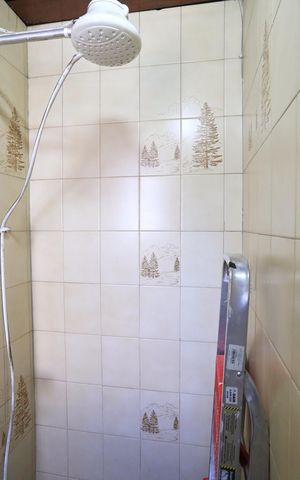 Apartamento à venda com 230m², 4 quartos e 2 vagas Apartamento à venda com 230m², 4 quartos e 2 vagasBanheiro de serviço