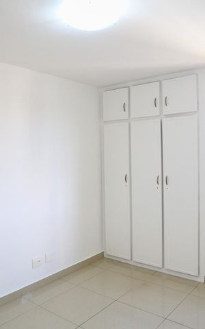 Apartamento à venda com 230m², 4 quartos e 2 vagas Apartamento à venda com 230m², 4 quartos e 2 vagasSuíte