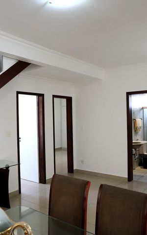 Apartamento à venda com 230m², 4 quartos e 2 vagas Apartamento à venda com 230m², 4 quartos e 2 vagasSala de Jantar