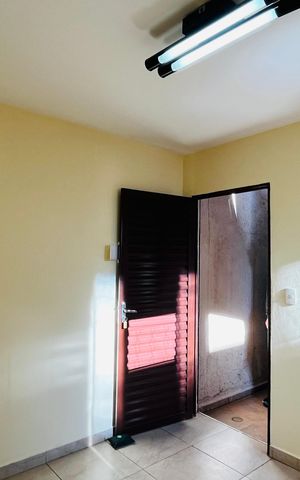 Casa à venda com 139m², 3 quartos e 2 vagas