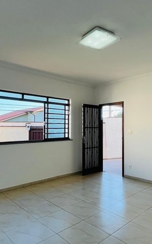 Casa à venda com 139m², 3 quartos e 2 vagas