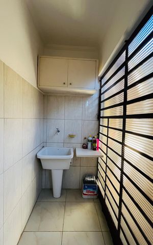 Casa à venda com 139m², 3 quartos e 2 vagas
