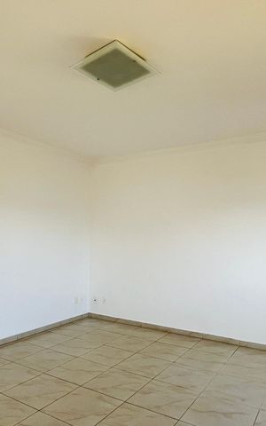 Casa à venda com 139m², 3 quartos e 2 vagas