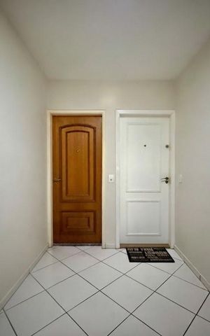 Apartamento para alugar com 45m², 2 quartos e 1 vaga Apartamento para alugar com 45m², 2 quartos e 1 vagaHall Apartamento