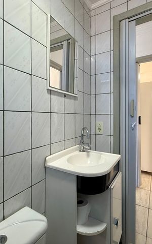 Apartamento para alugar com 45m², 2 quartos e 1 vaga Apartamento para alugar com 45m², 2 quartos e 1 vagaBanheiro