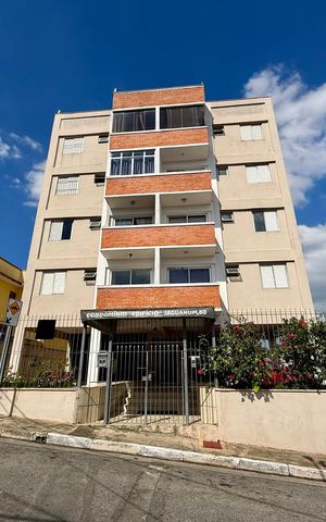 Apartamento para alugar com 45m², 2 quartos e 1 vaga Apartamento para alugar com 45m², 2 quartos e 1 vagaFachada