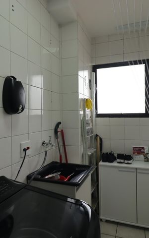 Apartamento à venda com 69m², 2 quartos e 1 vagaÁrea de Serviço