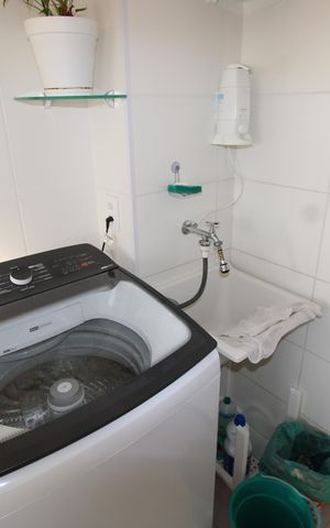Apartamento à venda com 38m², 2 quartos e sem vagaCozinha e Área de Serviço