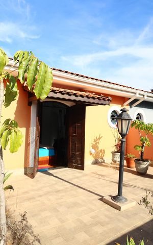 Casa à venda com 350m², 3 quartos e 2 vagasSuíte 1
