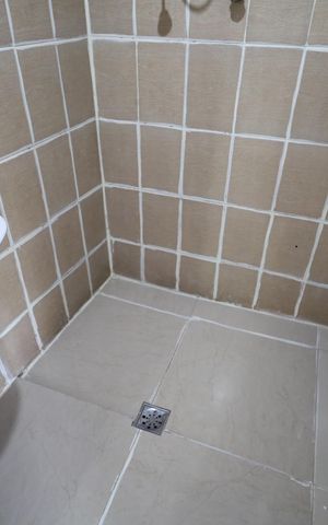 Casa à venda com 350m², 3 quartos e 2 vagasBanheiro de serviço