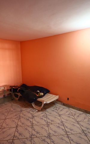 Casa à venda com 350m², 3 quartos e 2 vagasQuarto de Serviço
