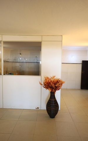 Casa à venda com 350m², 3 quartos e 2 vagasSalão