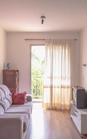 Apartamento à venda com 74m², 3 quartos e 1 vaga Apartamento à venda com 74m², 3 quartos e 1 vagaSala