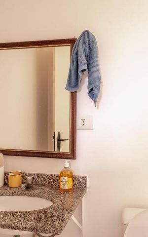 Apartamento à venda com 74m², 3 quartos e 1 vaga Apartamento à venda com 74m², 3 quartos e 1 vagaBanheiro