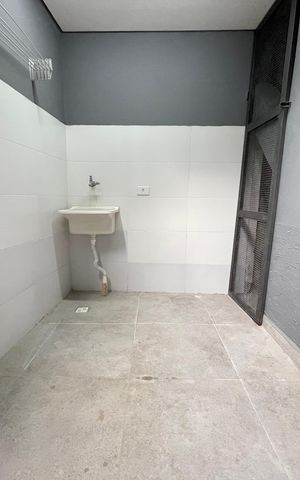 Casa para alugar com 40m², 1 quarto e sem vaga Casa para alugar com 40m², 1 quarto e sem vagaÁrea de Serviço