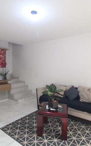 Casa à venda com 110m², 3 quartos e 1 vagaSala