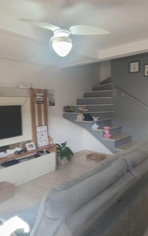 Casa de condomínio à venda com 96m², 2 quartos e 1 vaga Casa de condomínio à venda com 96m², 2 quartos e 1 vagaSala