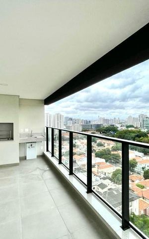 Apartamento à venda com 111m², 3 quartos e 2 vagas Apartamento à venda com 111m², 3 quartos e 2 vagasVaranda