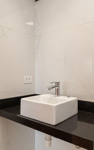 Apartamento para alugar com 118m², 3 quartos e sem vaga Apartamento para alugar com 118m², 3 quartos e sem vagaBanheiro 2