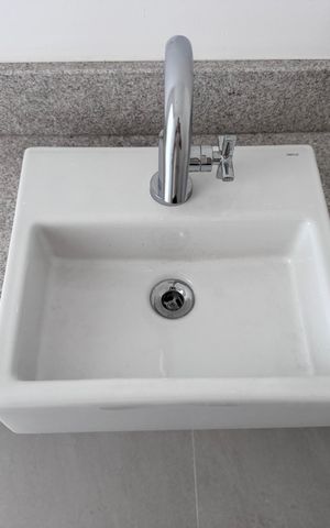 Apartamento à venda com 205m², 3 quartos e 3 vagas Apartamento à venda com 205m², 3 quartos e 3 vagasLavabo