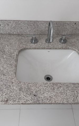 Apartamento à venda com 205m², 3 quartos e 3 vagas Apartamento à venda com 205m², 3 quartos e 3 vagasSuíte 1 - Banheiro