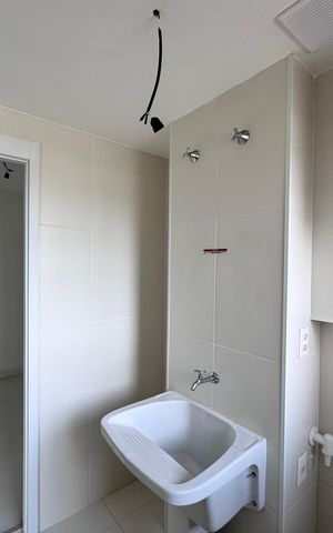 Apartamento à venda com 205m², 3 quartos e 3 vagas Apartamento à venda com 205m², 3 quartos e 3 vagasÁrea de Serviço