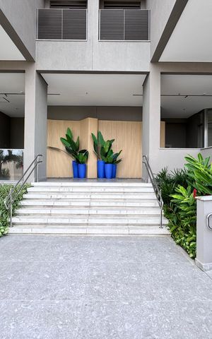 Apartamento à venda com 205m², 3 quartos e 3 vagas Apartamento à venda com 205m², 3 quartos e 3 vagasÁrea comum