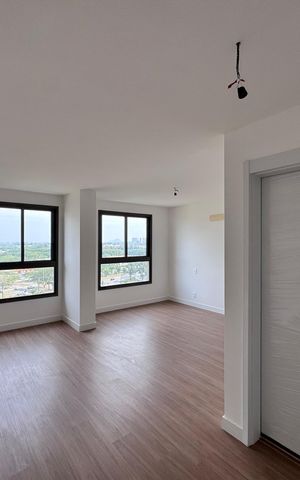 Apartamento à venda com 205m², 3 quartos e 3 vagas Apartamento à venda com 205m², 3 quartos e 3 vagasSuíte 2